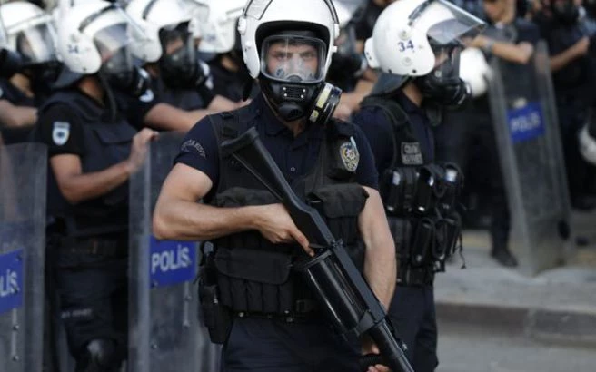 Ενενήντα συλλήψεις στην Τουρκία για σχέσεις με το ΡΚΚ